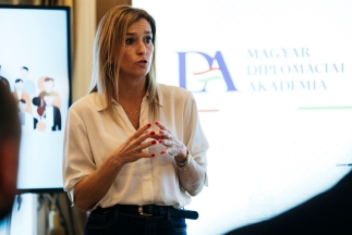 A Nemzetközi Sportvezetői Program mai napja a kommunikáció és a meggyőzés művészetéről szólt.